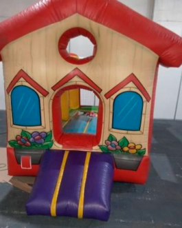 Casinha de bolinhas inflável